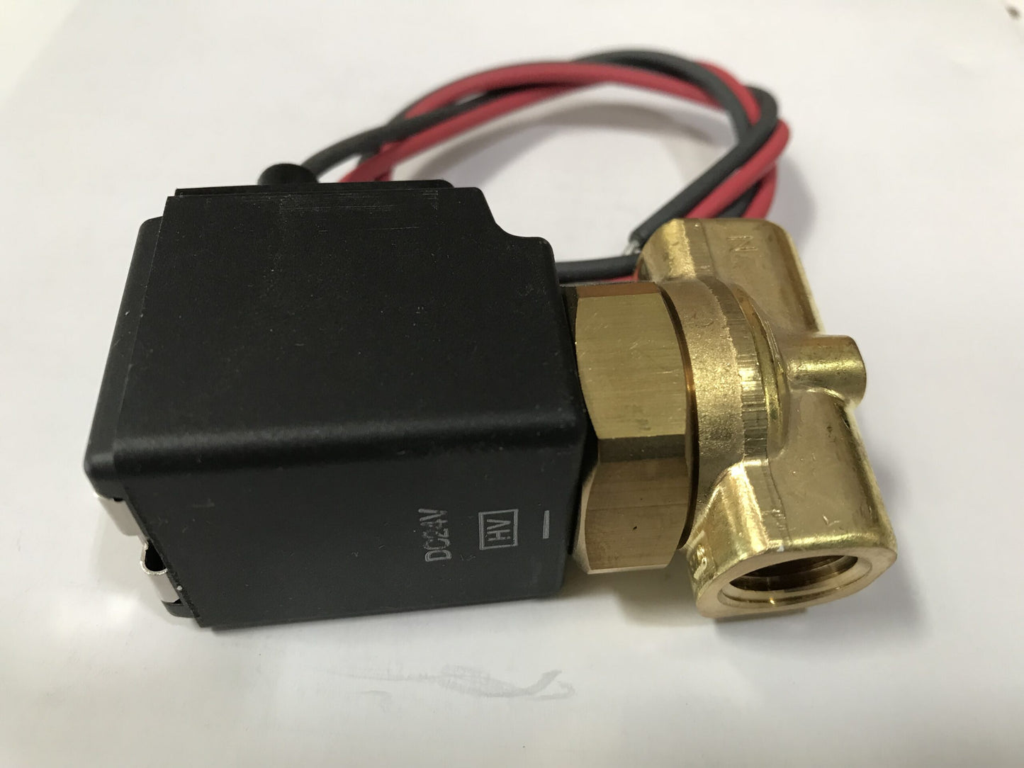 VCW21-5G-3-02N (solenoid valve)