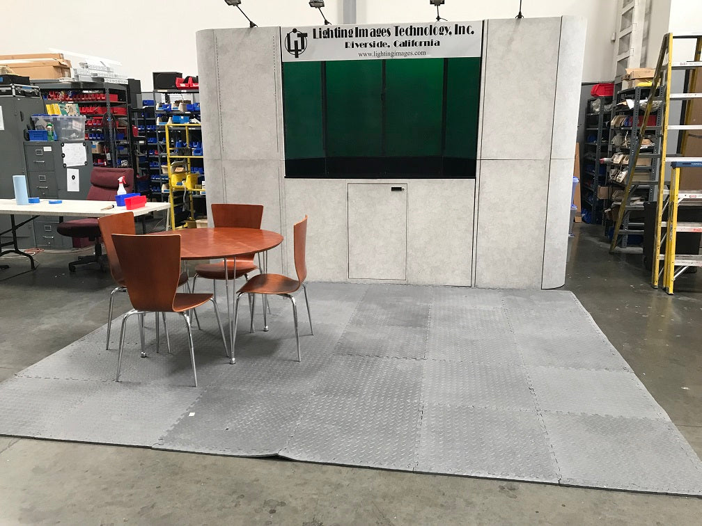 TRADE SHOW BOOTH SKYLINE....
