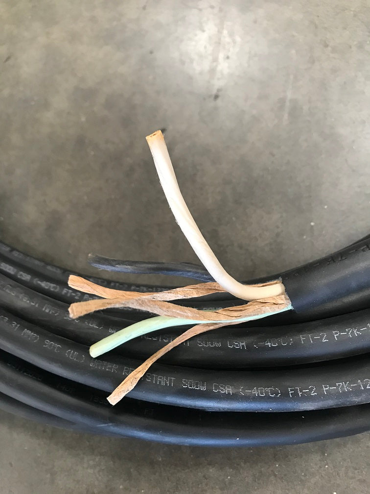 CAROL 3/C 12AWG (60FEET LONG)(3.31MM) 90DEG.CEL.(UL) WATER RESISTANT SOOW CSA (-40DEG.CEL) FT-2P-7K 123033 MSHA 600V ROHS MADE IN USA 03112020 1407 1896 FT