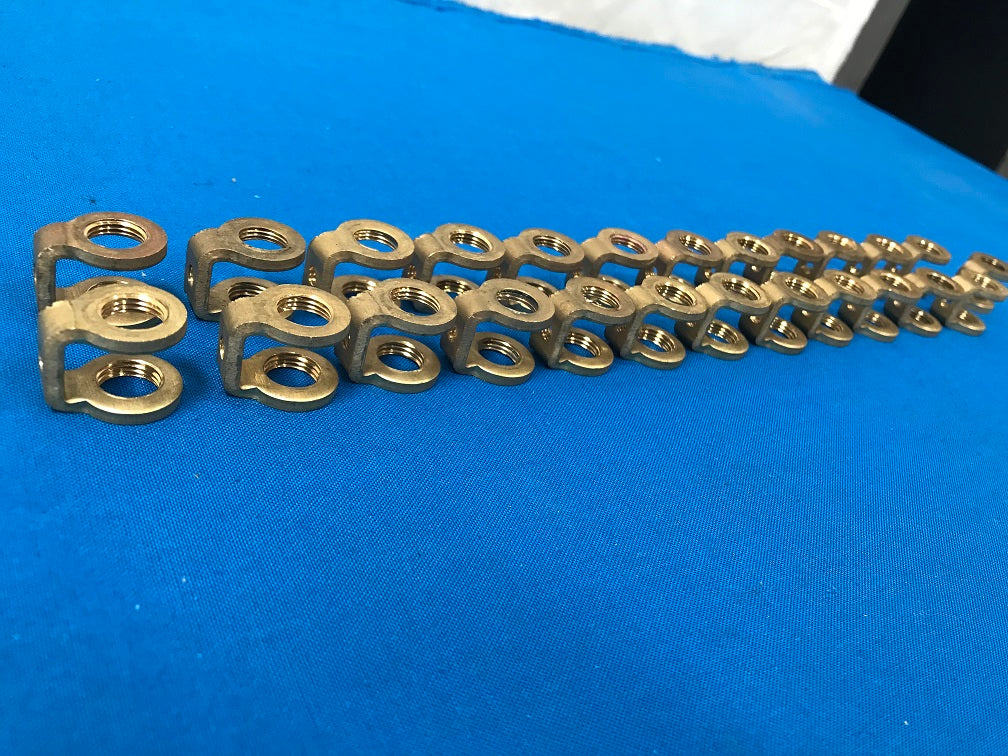 Brass Hickey 1/8 x 1/8 IPS threaded x 5/8 Tall (Sold in Lot of 25)