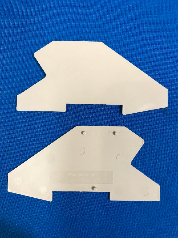 1720910000 Connector end plate,Type for Z series beige ( Sold in lot of 10)