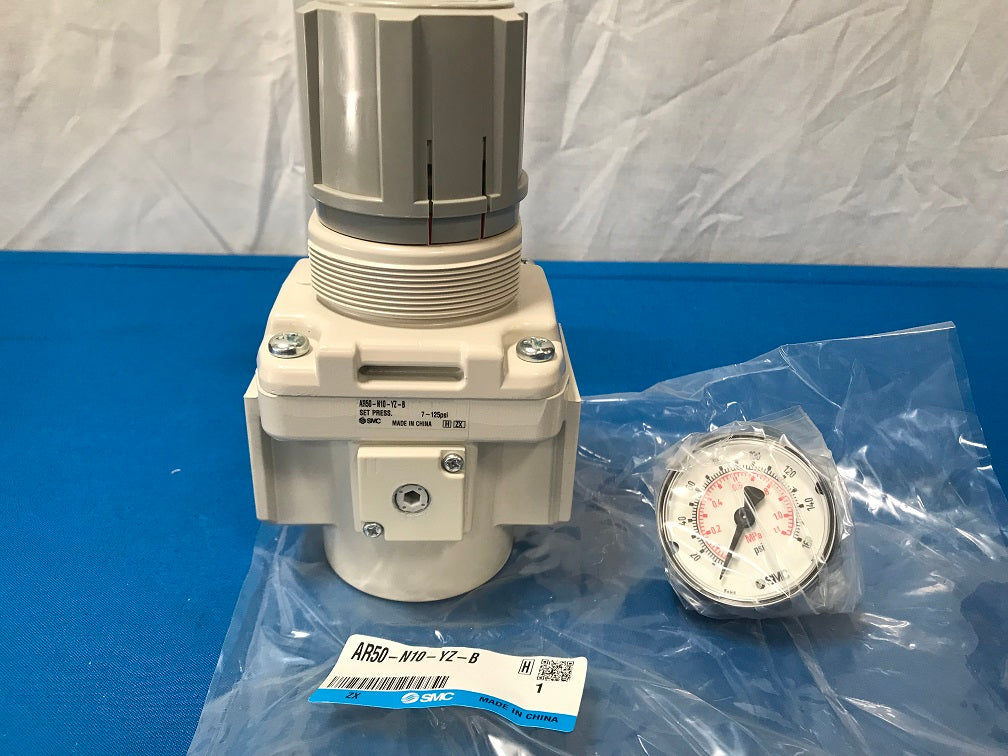 AR50-N10-YZ-B SMC REGULATOR, with 0-160 psi smc gauge