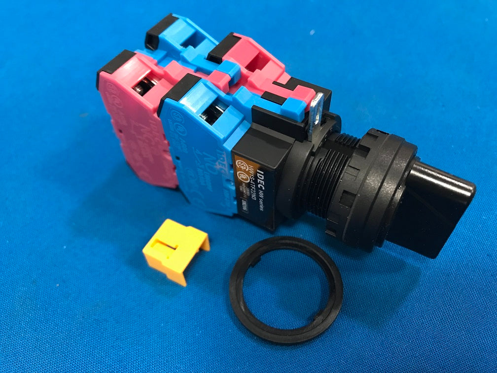 HW1S-4TF22N3 IDEC Selector switch 22mm 4 position plastic, maintained knob, 2 N.O/ 2 N.C