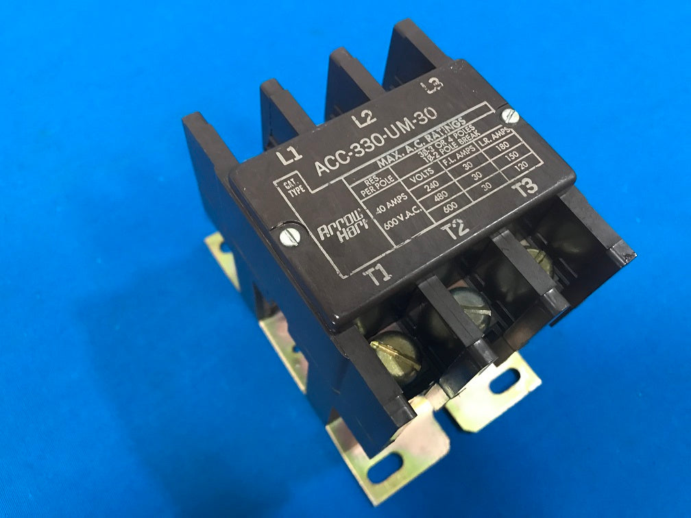 ACC-330-UM-30 ARROW HART Magnetic contactor 3 pole 30 amps 208/240VAC 50/60hz