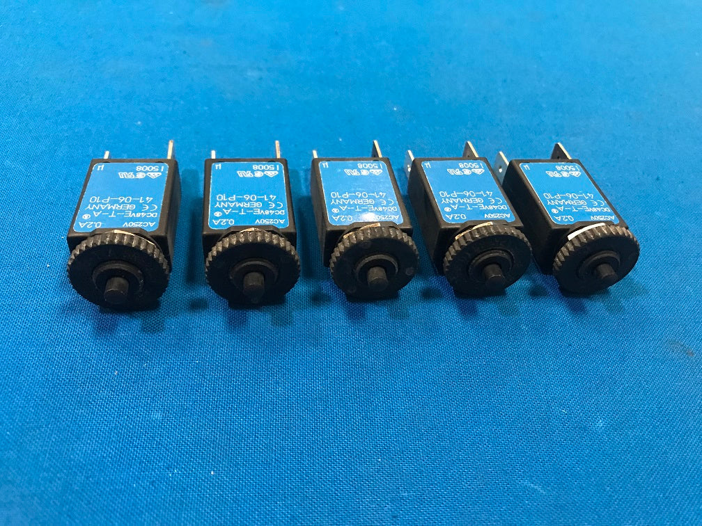 41-06-P10 E-T-A Therm push to reset Circuit breaker 0.2A (sold in lot of 5 pcs)