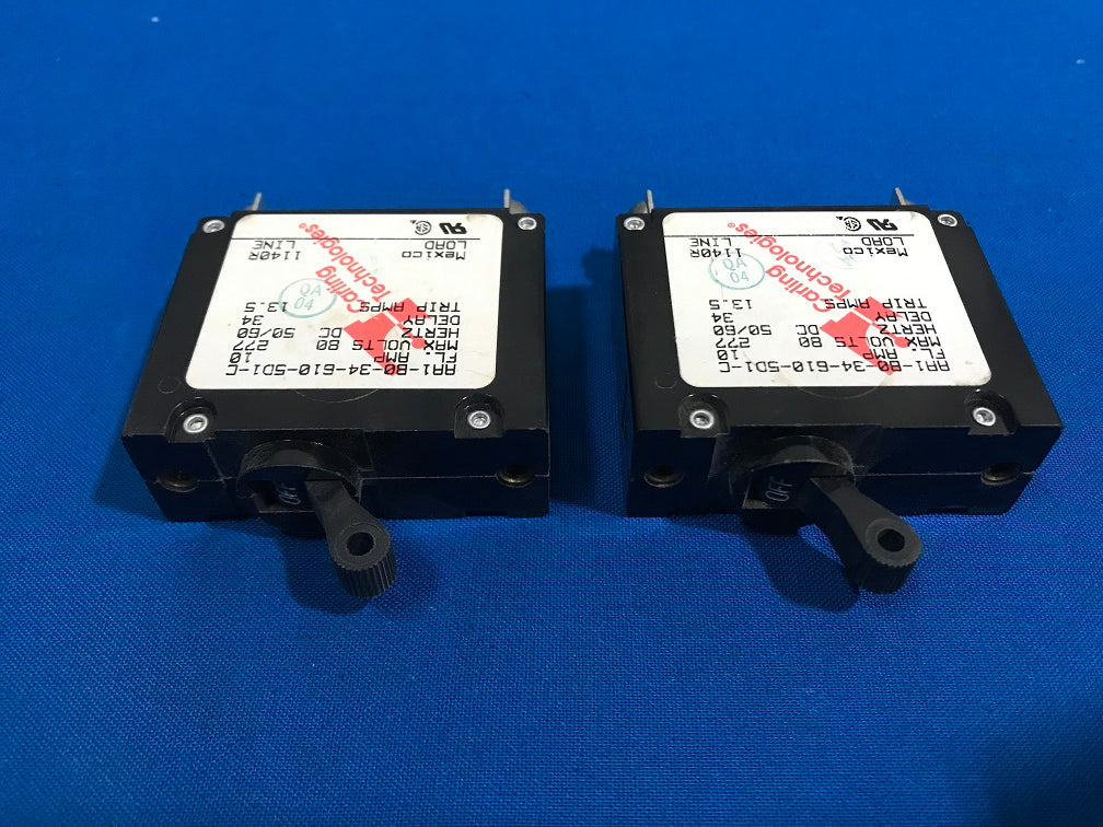 AA1-B0-34-610-5D1-C, Carling Technology, Panel mount circuit breaker 10amp. (sold in lot of 2pcs)