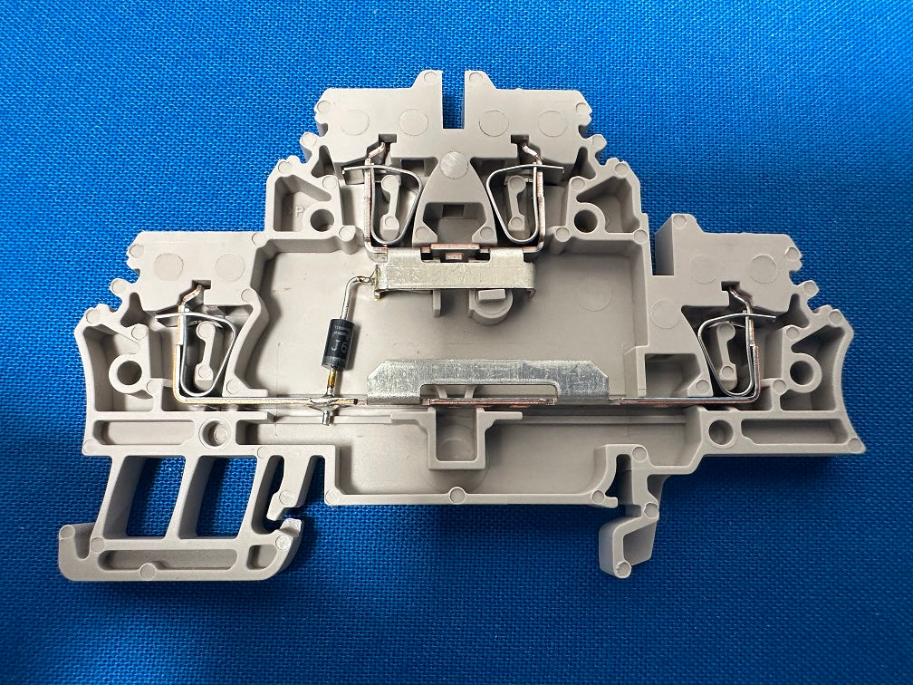 1690020000 weidmuller ZDK 2.5/D/1 Terminal block connector 4 position Feed through beige (sold in lot of 21) 14-30awg