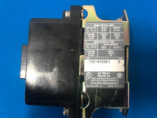 Allen Bradley  Bulletin  700-N200A1