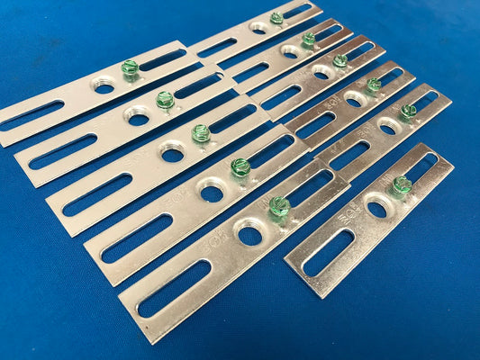 Light Fixture mounting bracket/crossbar 1/8 ips  Dimentions: L 3.975 Width .750 Thick .075 Sold in lot of 11pcs