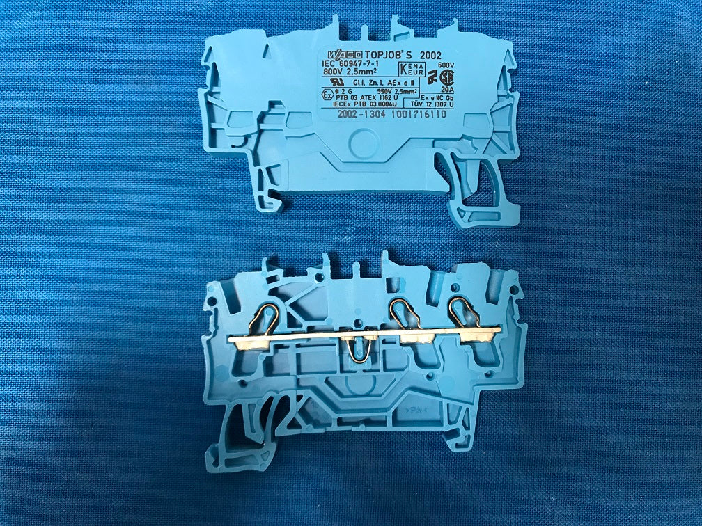 2002-1304 WAGO Terminal block connector 3 position feed through blue 12-18 awg (sold in lot of 10 pcs)