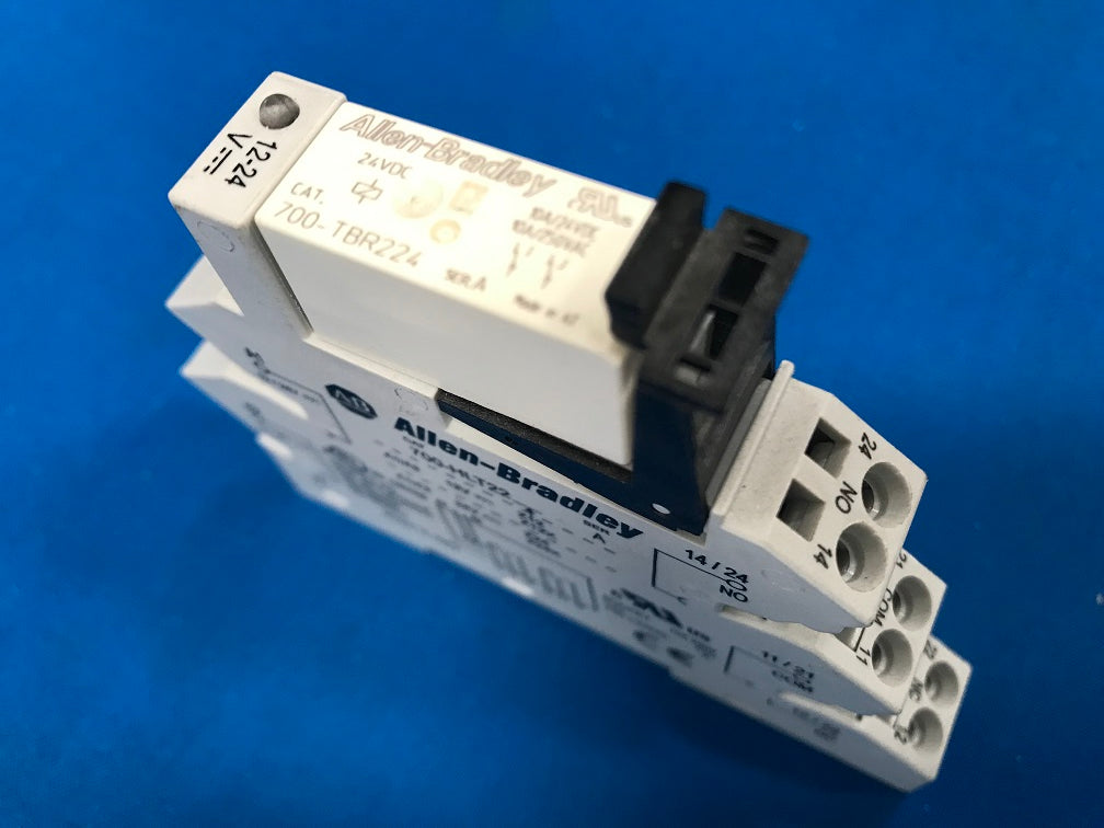 700-HLT22  Series Interface Module 24vdc coil  Din rail mounting. ALLEN BRADLEY 