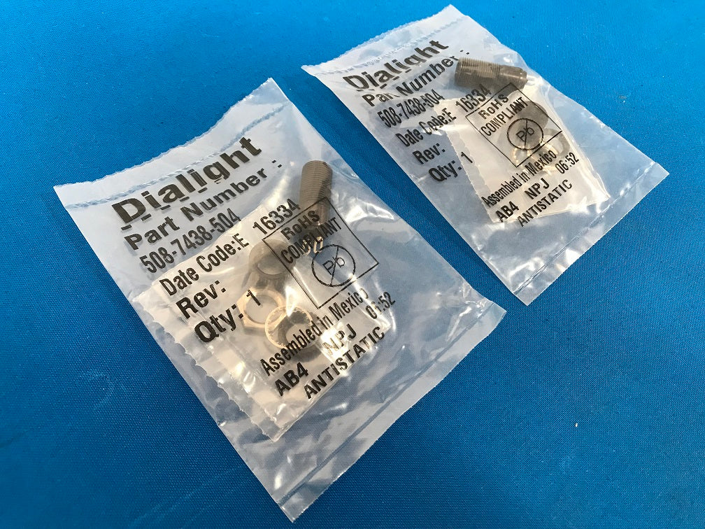 508-7438-504  Dialight  Holders, Cartridge for 508 series data lamps for LED incandescent lamps (sold in lot of 2)