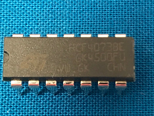 HCF4073BE  Integrated circuit  ST Thompson, (sold in lot of 10pcs)