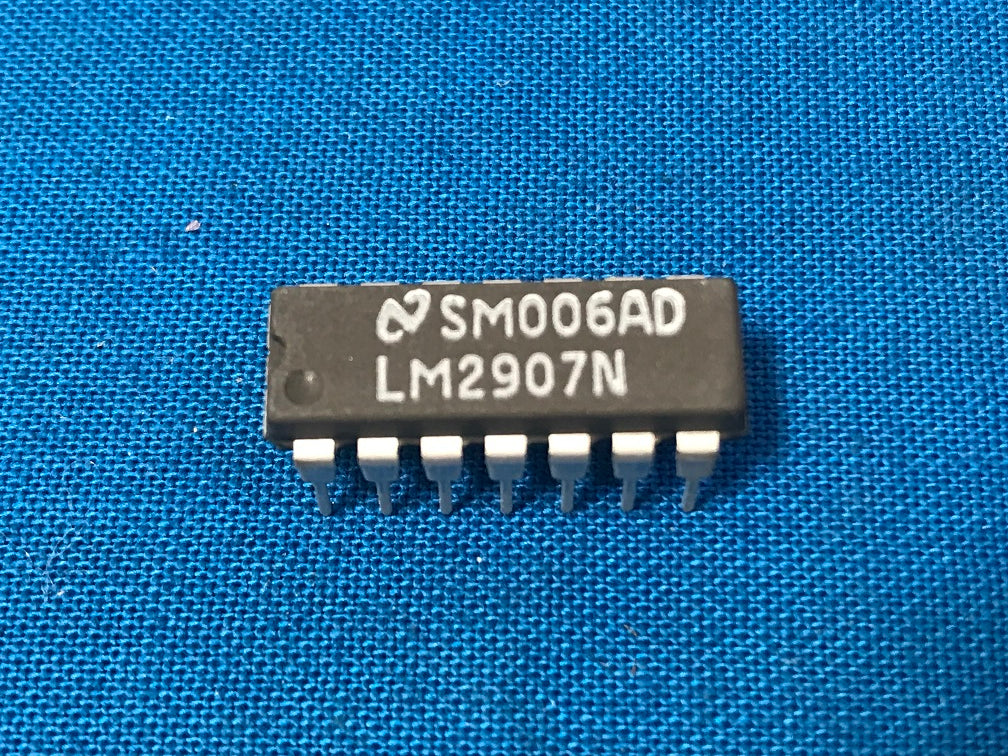 LM2907N   NOPB voltage to frequency  and frequency to voltage...(Sold in lot of 10pcs)