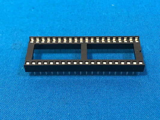 112310  40 Pin dip socket for Integrated Circuit Boards solder mount surface. (sold in lot of 10 pcs)