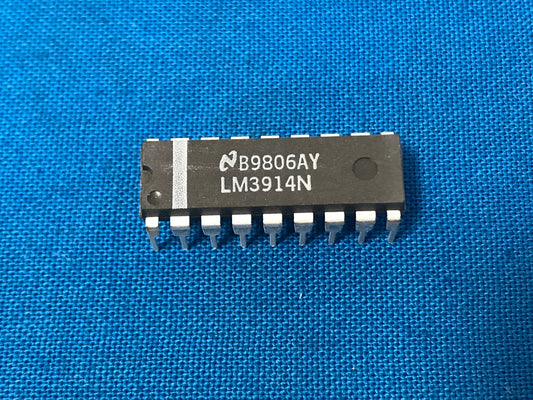 LM3914N  Monolithic IC that senses analog voltage levels and drives 10 LEDs providing a linear analog display. (sold in lot of 12pcs) 