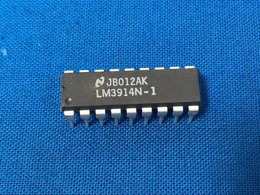 LM3914N-1  Display driver IC pin dip 18 (sold in lot of 28 pcs)