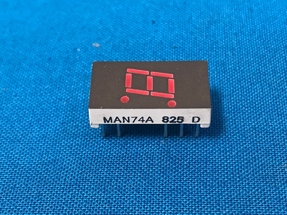 MAN74A 825 D  Display 7-seg 0.3"SGL RED  (sold in lot of 21 pcs)