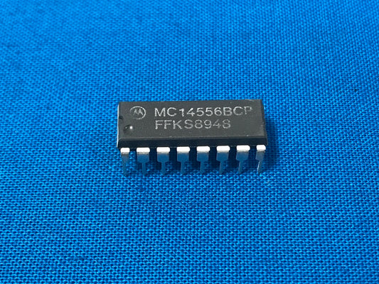 MC14556BCP  16pin p-dip   Motorolla (sold in lot of 13 pcs)