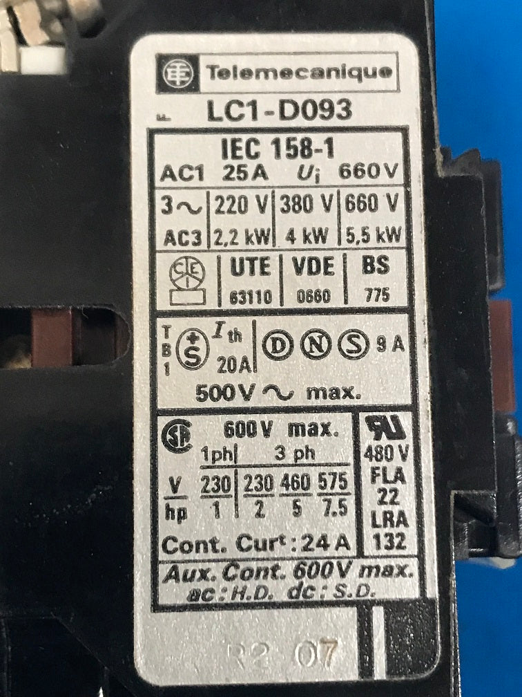 LC1-D093  Telemecanique  Contactor   IEC 158-1   Coil voltage 220-240VAC  50/60HZ 