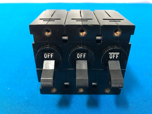 AD2-B0-34-450-381-C  Carlingswitch  3 phase Circuit breaker Fl.Amp 5