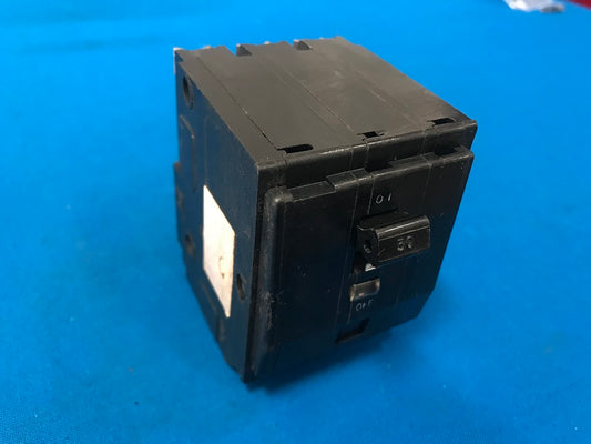 LL-4344  SQUARE D, TYPE Q0, 30 AMP CIRCUIT BREAKER