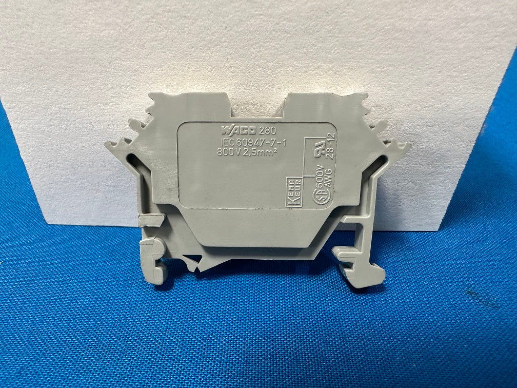 280-601 WAGO  Feed thru terminal block grey, (sold in lot of 56pcs)