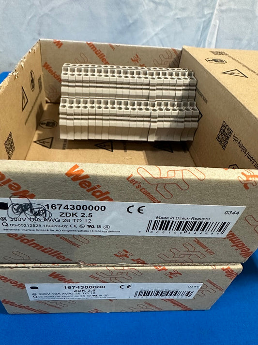 1674300000 weidmuller ZDK 2.5 Terminal block connection 4 position feed through beige  12-30awg (sold in lot of 48pcs)